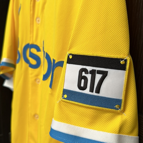 Boston Red Sox Rafael Devers Nike Gold City Connect Authentic MLB Jersey - Picture 2 of 5